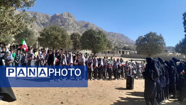 تجلی اتحاد و مقاومت در راهپیمایی ۱۳ آبان آموزشگاه سبحان و مائده شلیل