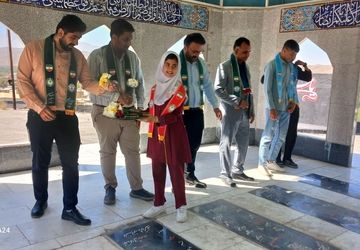 از سازمان دانش‌‌‌آموزی تا تجدید عهد دانش‌‌‌آموزان پیشتاز و خبرنگاران با شهدای‌‌‌گمنام حاجی آباد