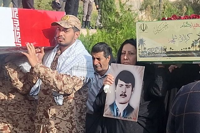 آیین استقبال و تشییع پیکر پاک و مطهر ۱۶ شهید گمنام