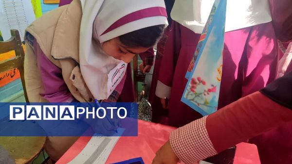 انتخابات شورای دانش‌آموزی در دبستان کوثر دیشموک