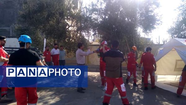 برگزاری مانور زلزله در مدرسه فاطمیه شهرستان آببر