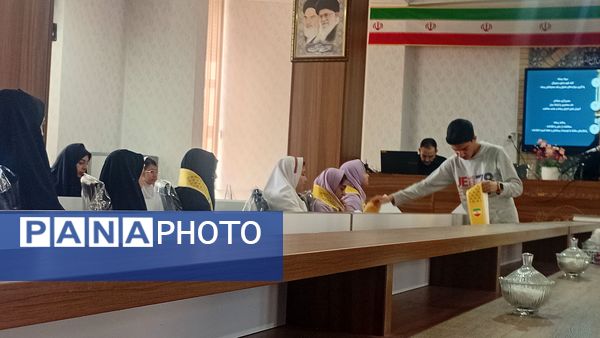 جلسه‌ سفیران رسانه منطقه سامان 
