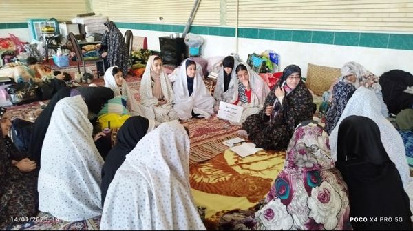 برگزاری مراسم اعتکاف توسط دانش آموزان دبیرستان شهدای فرهنگی ۲