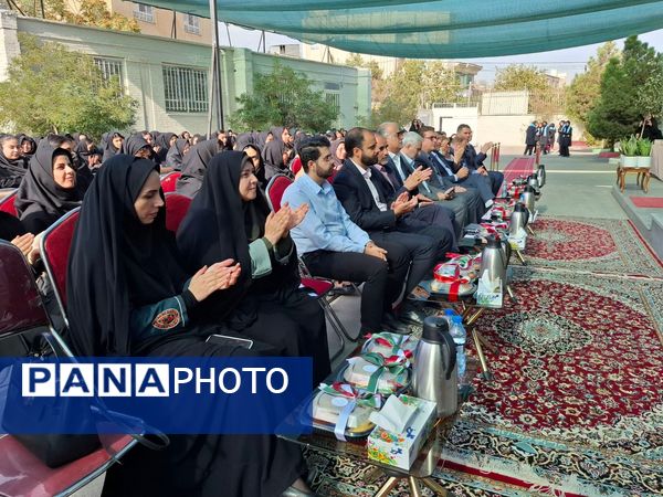 زنگ نیک اندیشی با هدف ترویج فرهنگ و مشارکت خیرین مدرسه ساز در هنرستان دکتر هادوی
