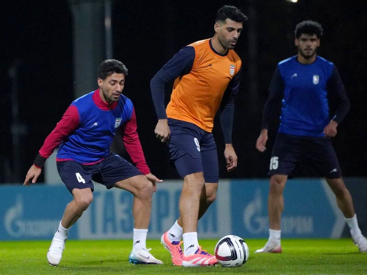 تمرین تیم ملی در «ولگوگراد» با نفرات کامل و در حضور تماشاگران ایرانی