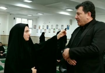 جلسه توجیهی مادران و دانش آموزان دبیرستان شهید عسگری جمکرانی قم