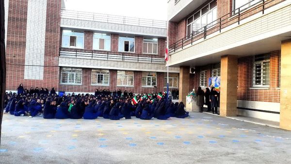   بازگشایی مدارس 



