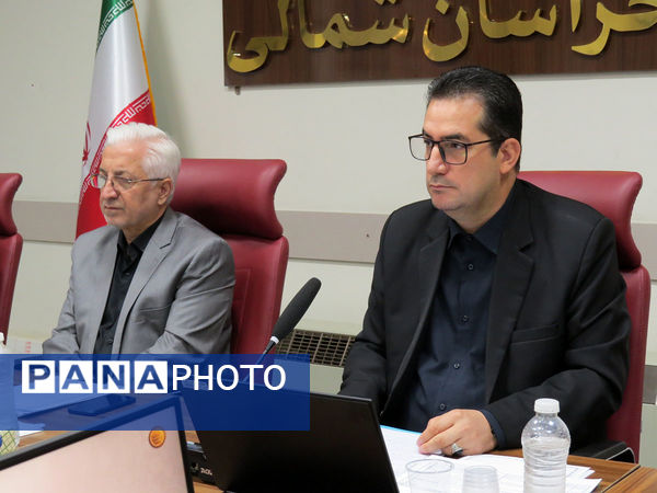 برگزاری شورای معاونان آموزش و پرورش با حضور استاندار 