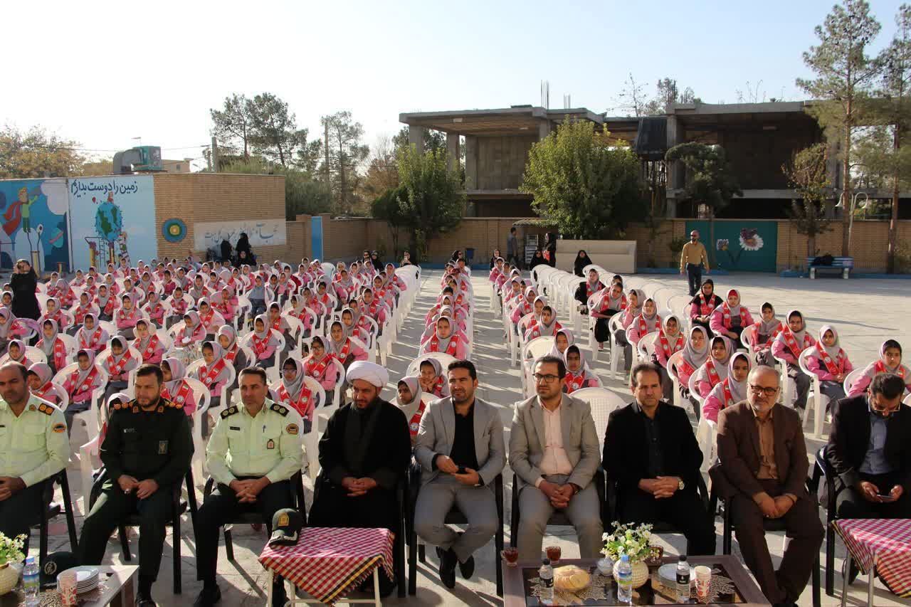 آیین نواختن زنگ استکبارستیزی در یوم‌الله 13 آبان