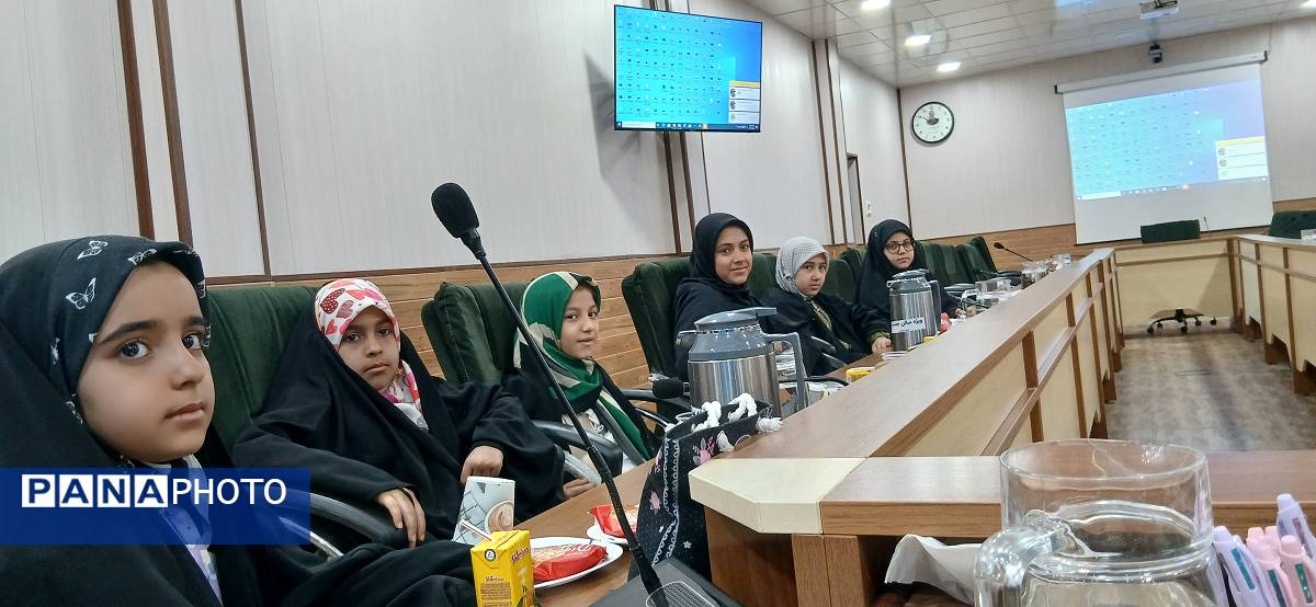 کارگاه مهارت خبرنگاری دانش‌آموزان مدارس شاهد قم