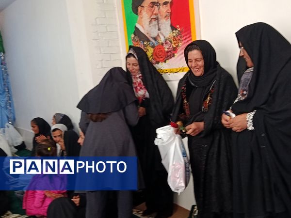 جشن روز مادر و ولادت حضرت زهرا (س) در مدرسه گلشاد خلیل آباد