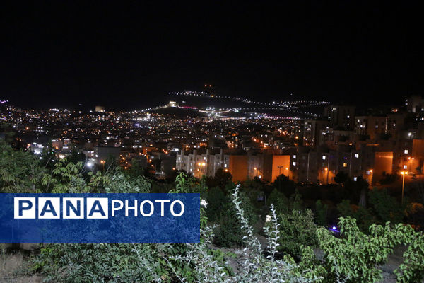 بازدید معلمان قمی از یادمان شهدای «بوالحسن» 