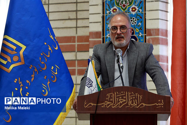 ارسال همزمان تجهیزات مدارس و هنرستان های استان تهران 