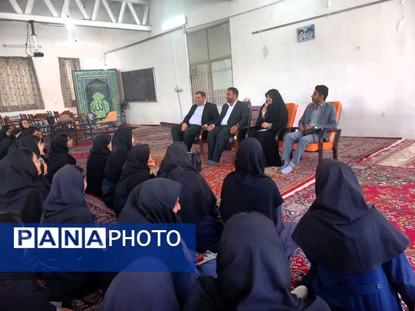 بازدید مدیر آموزش و پرورش کاشمر از هنرستان رازی