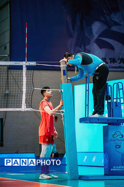 دیدار تیم‌های والیبال دانش‌آموزی ایران و چین