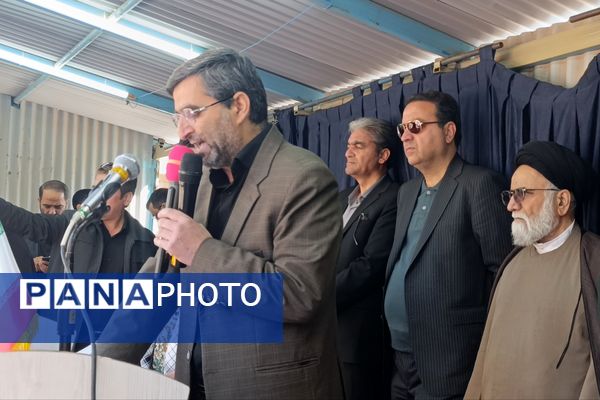 راهپیمایی سیزده آبان در شهرستان نیشابور