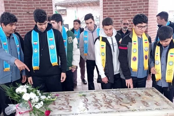 حضور پیشتازان گیلان در آرامگاه اسطوره مقاومت