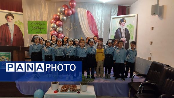 برگزاری جُنگ فرهنگی ـ هنری «جوانه‌ها» در کانون فرهنگی امام خمینی (ره) باخرز