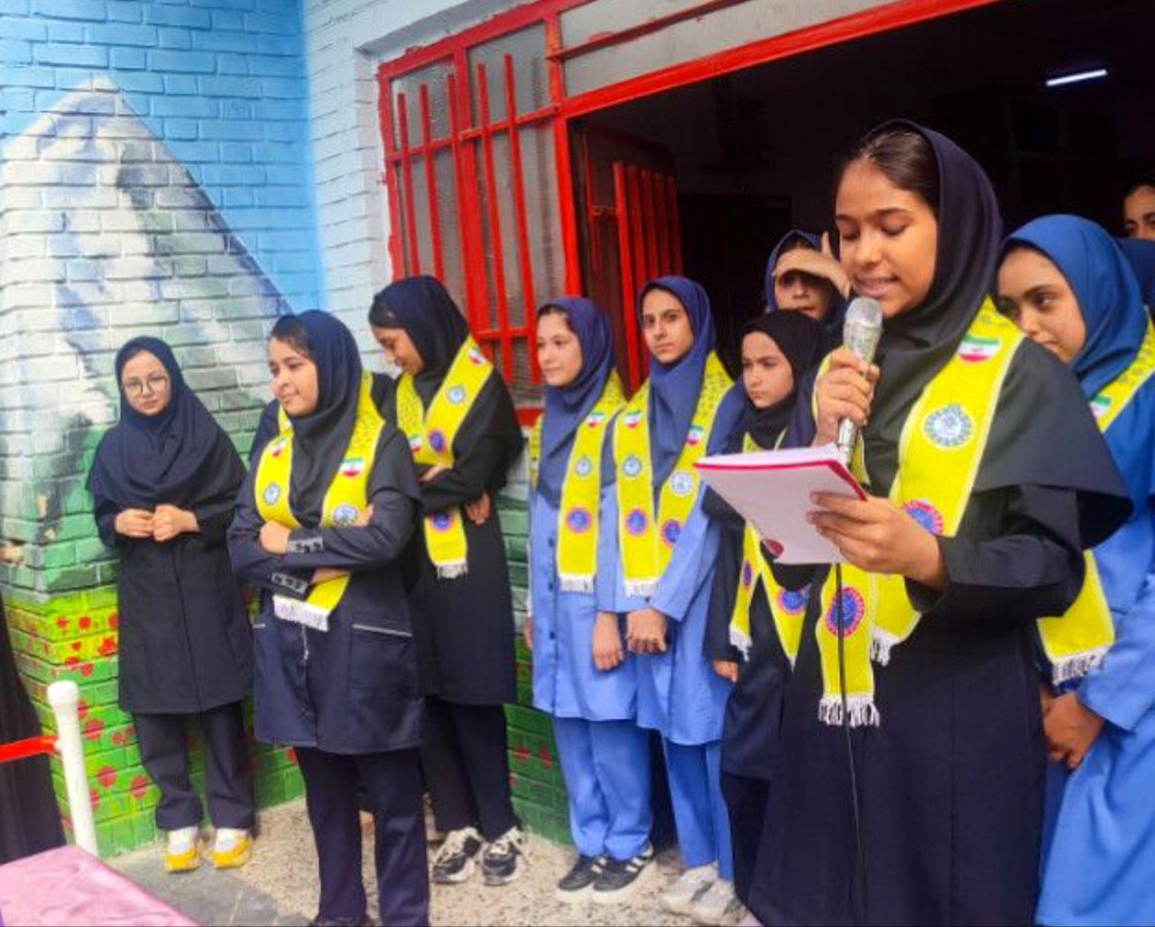 بازگشایی دبیرستان میثاق منطقه تبادکان