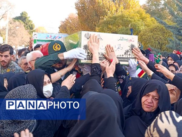 مراسم تشییع و تدوین شهید گمنام در اسلام آبادغرب