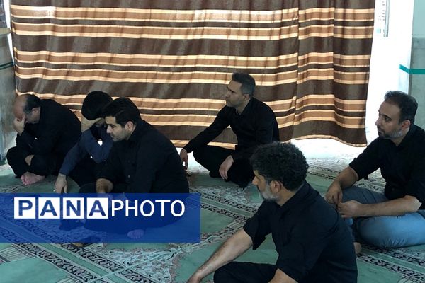 حضور فرهنگیان ناحیه 2 شهرری در مراسم عزاداری سالار شهیدان 