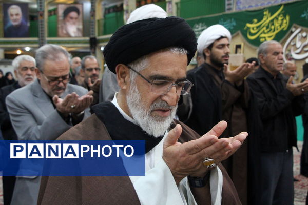 اقامه نماز باران در حسنیه محمود‌آباد یزد