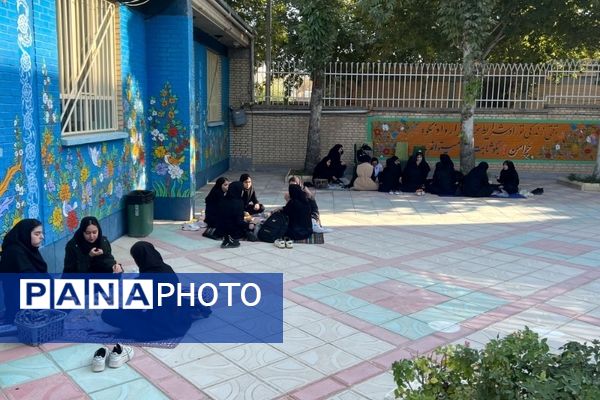 هفته سلامت روان و روز جهانی غذا در دبیرستان جنت شهرستان سملقان