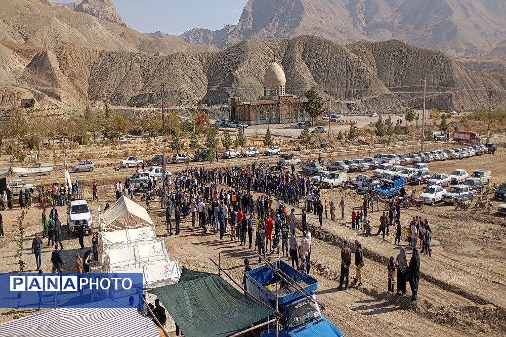جشنواره بازی های بومی محلی در شهر بار نیشابور