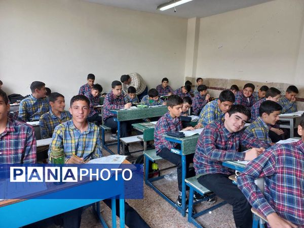 مرحله دوم آزمون سنجش عملکردی دانش‌آموزان دوره اول متوسطه، در منطقه ۱۴ تهران