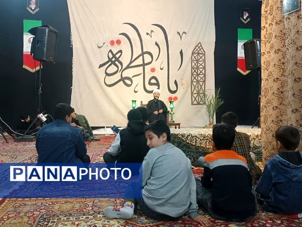 مراسم عزاداری دهه فاطمیه در مسجد مهرولایت با میهمانی شهید گمنام
