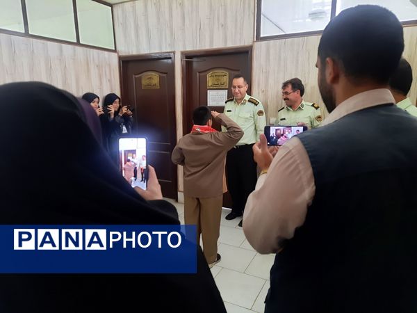 دیدار دانش آموزان پیشتاز با پرسنل نیروی انتظامی نیشابور