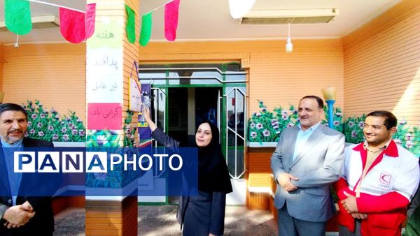 آیین نکوداشت و نواختن زنگ پدافند غیرعامل در شهرستان کلات