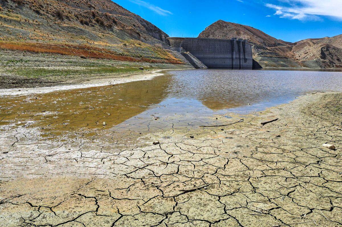خشکسالی پاییز تا نیمه آذر ادامه دارد/ تهران و بیشتر نقاط کشور بارش قابل توجهی ندارند