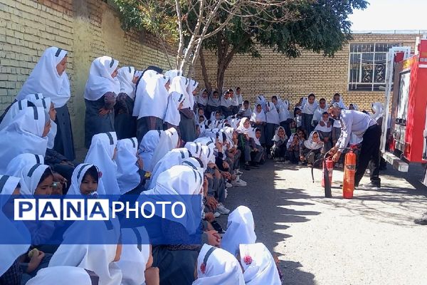 بزرگداشت روز آتش نشانی در فریمان