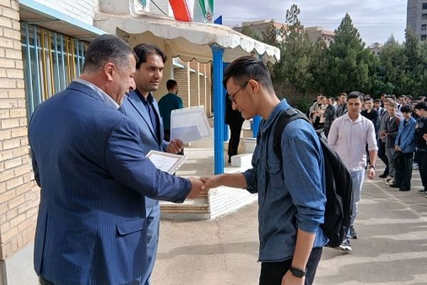 با تلاش و برنامه‌ریزی به موفقیت رسیدم