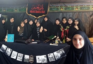 برگزاری هیات اباعبدالله الحسین (ع) در دبیرستان صدرا یک ناحیه ۵ اصفهان 