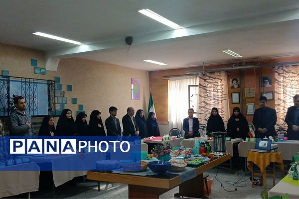 نشست تخصصی کارشناسان فنی و حرفه ای و کاردانش استان تهران در اسلامشهر