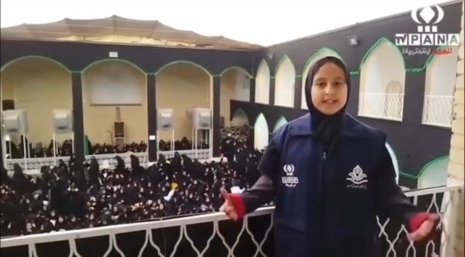 روزی پر از معنویت با همایش بزرگ دختران در حسینیه علیا سرده شهر تفت