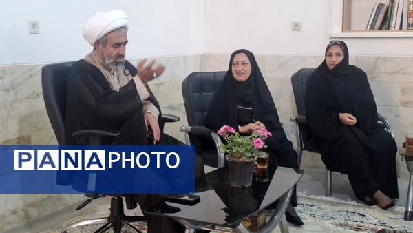 دیدار صمیمانه امامجمعه مروست با خبرنگاران پانا