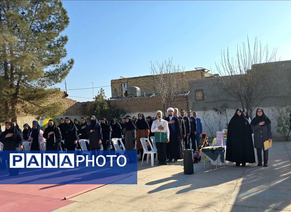 گرامیداشت هفته قرآن، عترت و نماز در آموزشگاه مرحوم صفری شهرستان خلیل آباد