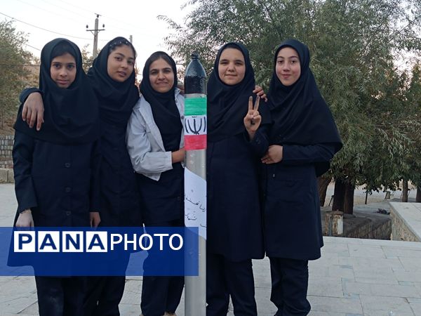 اردوی یک روزه دانش‌آموزان بسیجی همراه با ساخت موشک‌های استکبارستیزی 