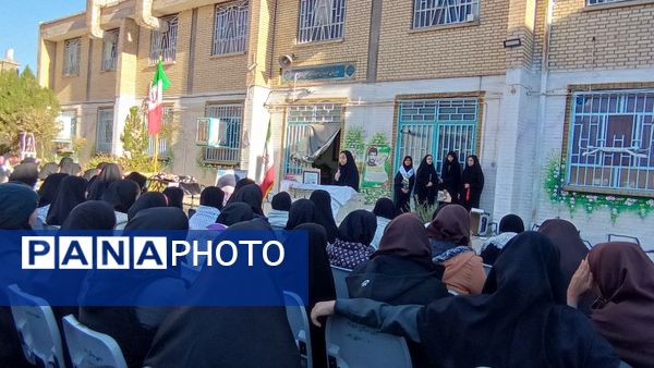 گرامیداشت روز بسیج دانش آموزی و عزاداری حضرت فاطمه(س) در خلیل آباد