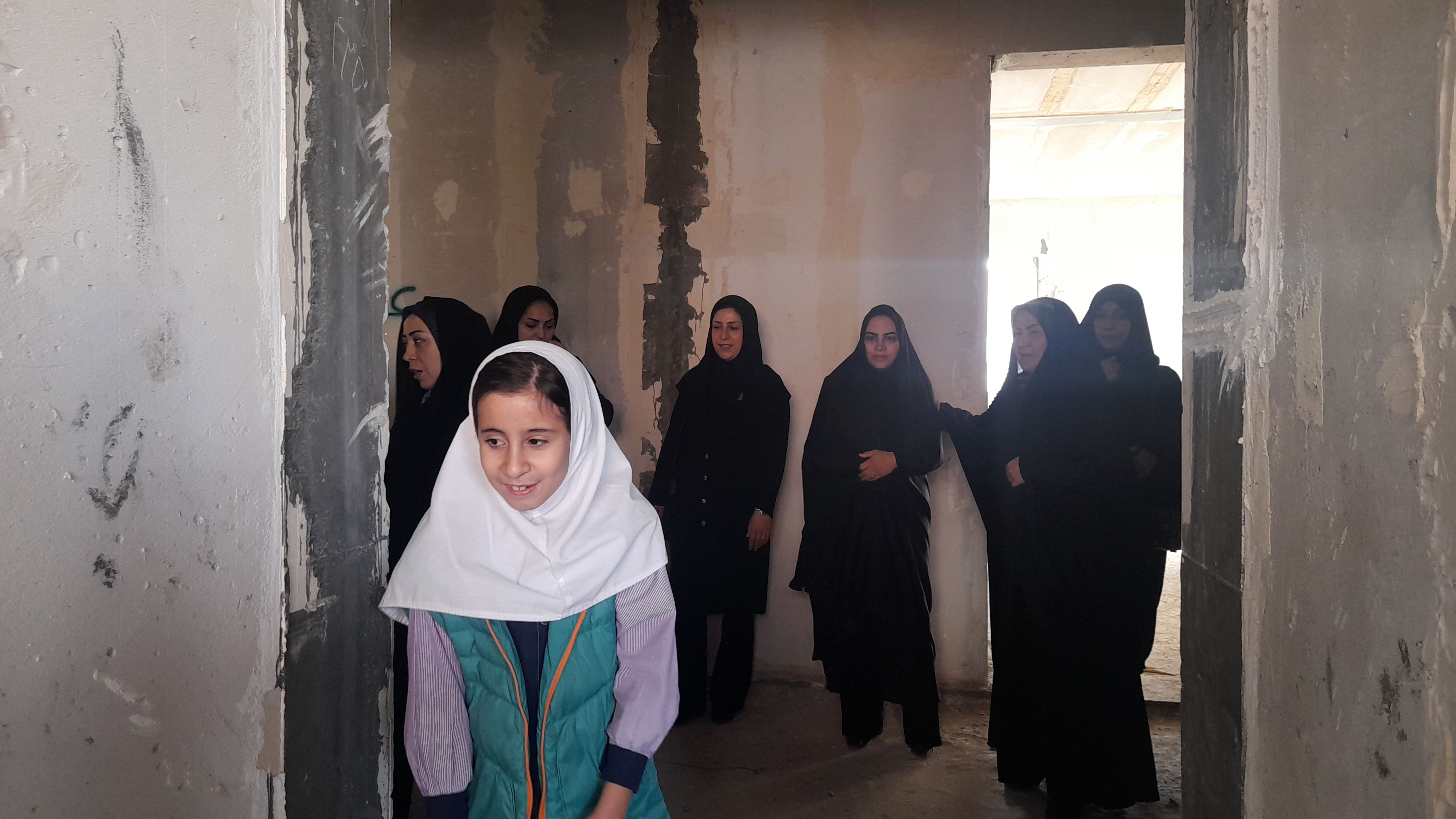 بازدید انجمن اولیا و مربیان دبستان پورشهریاری از پروژه درحال ساخت مدرسه اولیاء ناحیه ۷ مشهد