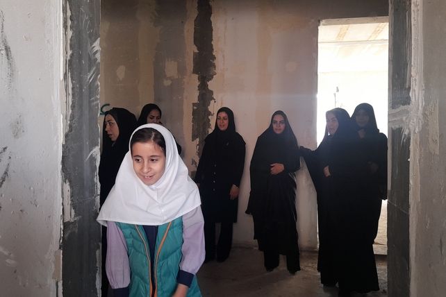 بازدید انجمن اولیا و مربیان دبستان پورشهریاری از پروژه درحال ساخت مدرسه اولیاء ناحیه ۷ مشهد