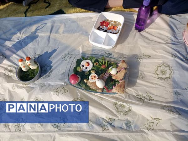 جشنواره صبحانه سالم در دبیرستان علی افشارنژاد ناحیه۶ مشهد