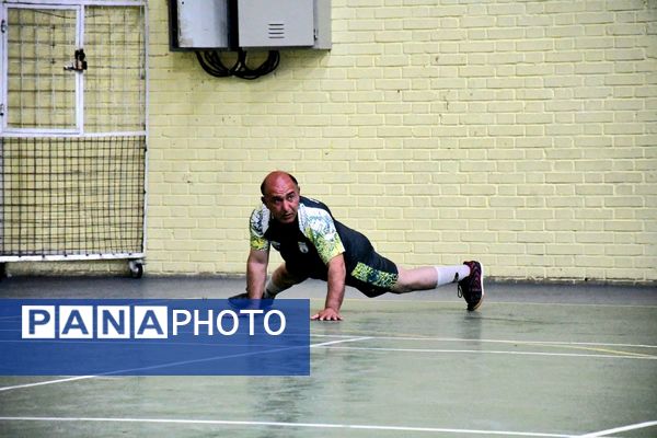 آغاز مسابقات ورزشی فرهنگیان عشایر فارس