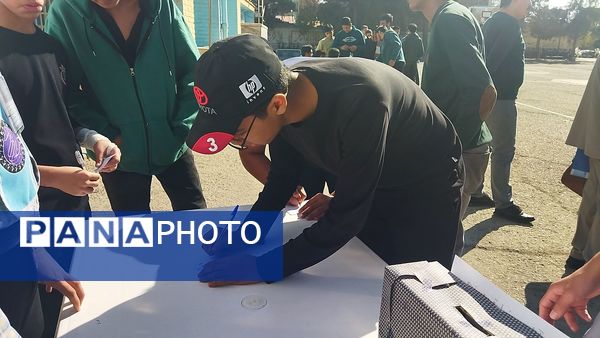 انتخابات شورای دانش آموزی در دبیرستان شاهد ابوذر غفاری نیشابور 