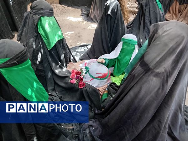 نمایشگاه «غنچه‌های خونین» شهر جعفریه قم 