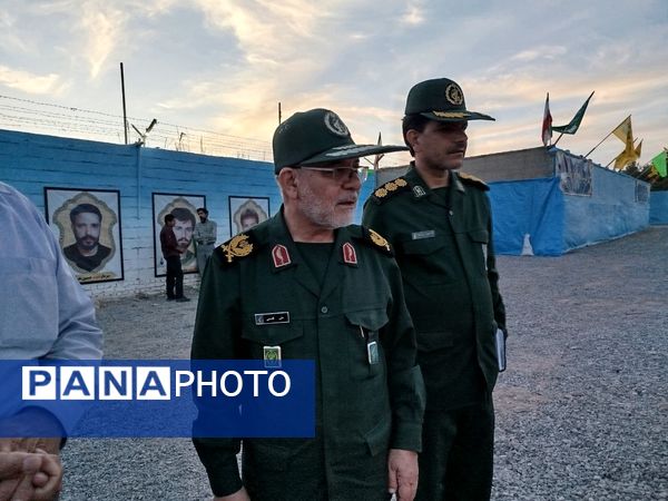 بازدید مشاور فرمانده سپاه امام رضا (ع) از دومین کنگره ملی شهید مدرس (ره) 