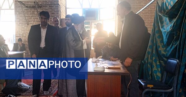 میز خدمت در نماز جمعه هفته چهارم آبان ماه در نیشابور